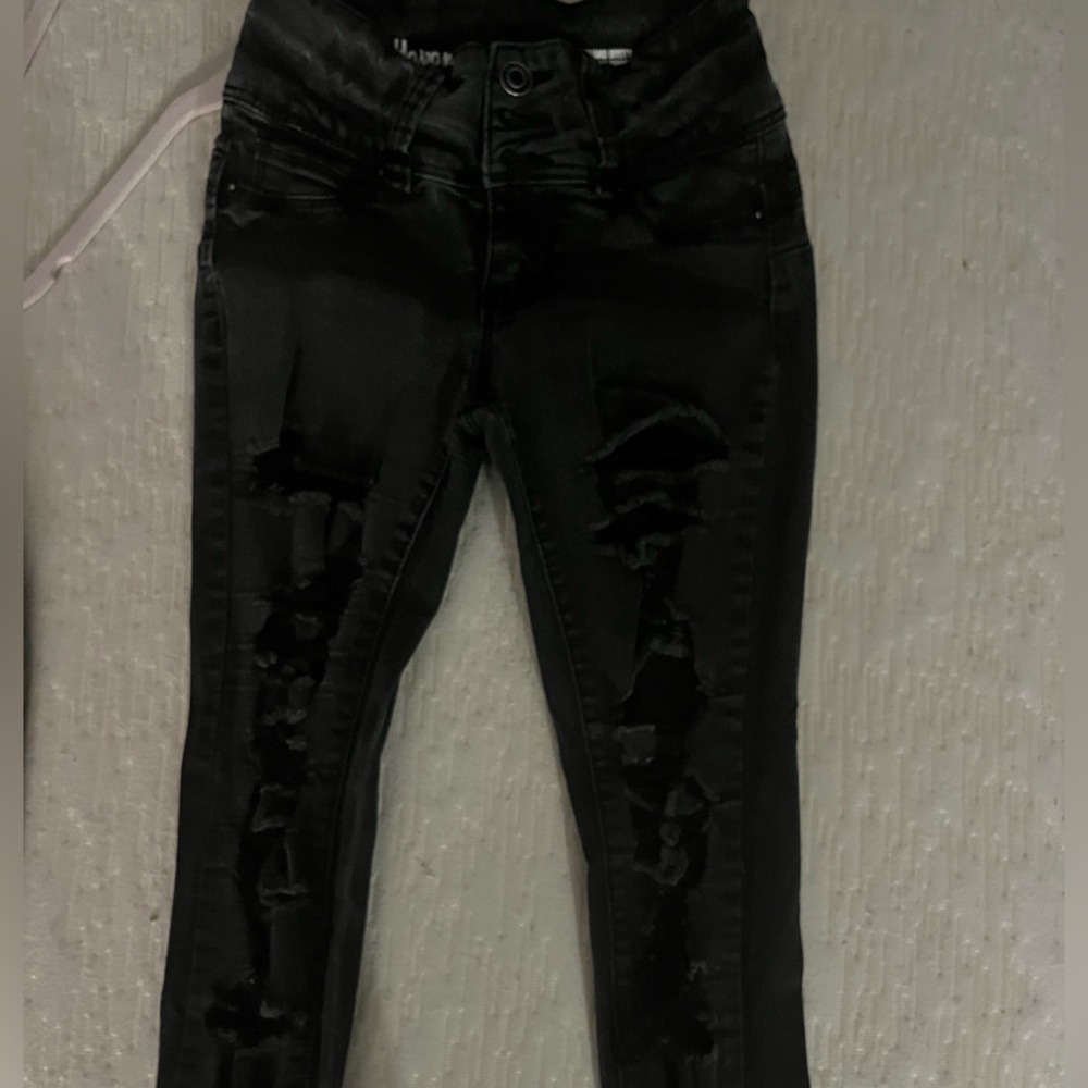 black low rise ripped jeans!